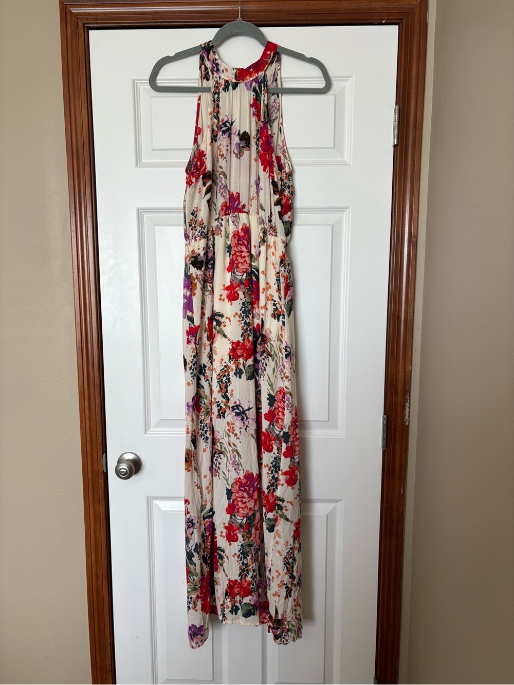 Floral Sleeveless Maxi Dress in Cream with Red & Purple Flowers